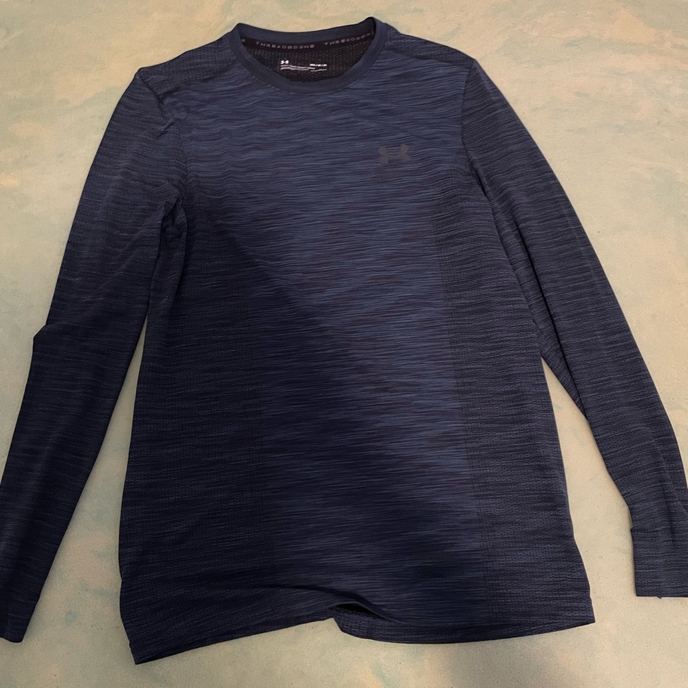 Under armour shirt men’s size M